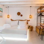 Mykonos Vibes Town Loft Apartment