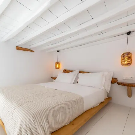 Mykonos Vibes Town Loft Apartment